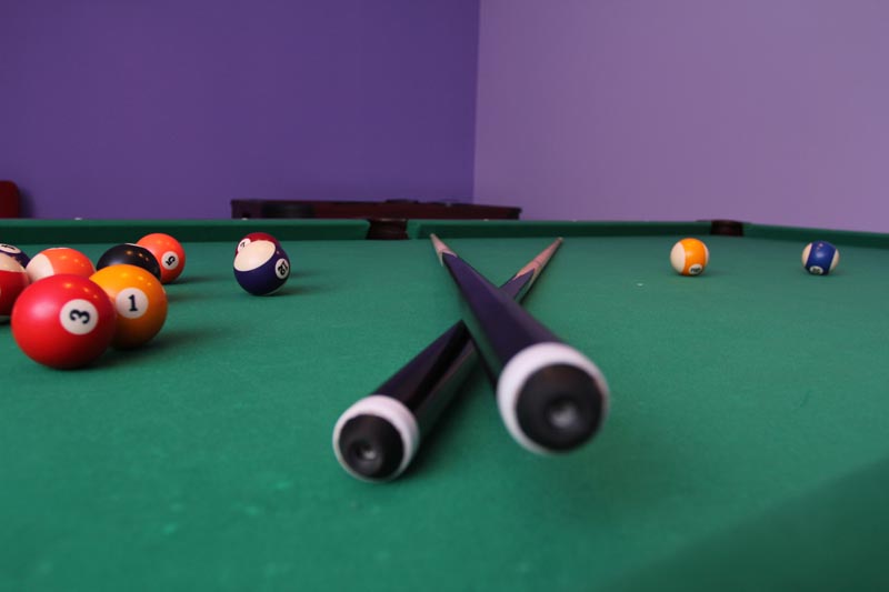 Stół bilardowy na blisko